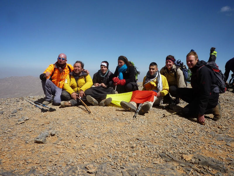 Trekking Maroc 2013. Le groupe des déficients visuels au sommet du Mont M'goun.